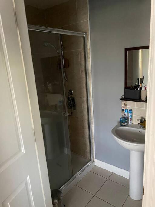 Cheerful 4-Bed Townhouse In Centre Of Newcastle Villa Нюкасъл Екстериор снимка