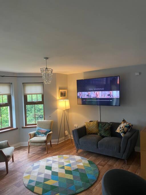 Cheerful 4-Bed Townhouse In Centre Of Newcastle Villa Нюкасъл Екстериор снимка