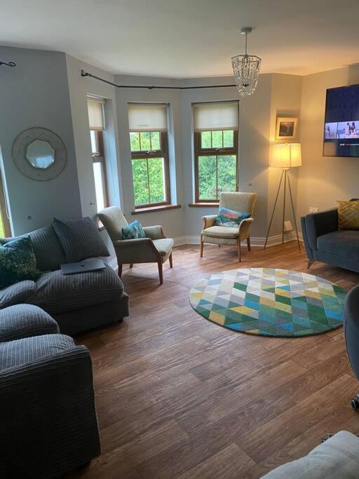 Cheerful 4-Bed Townhouse In Centre Of Newcastle Villa Нюкасъл Екстериор снимка