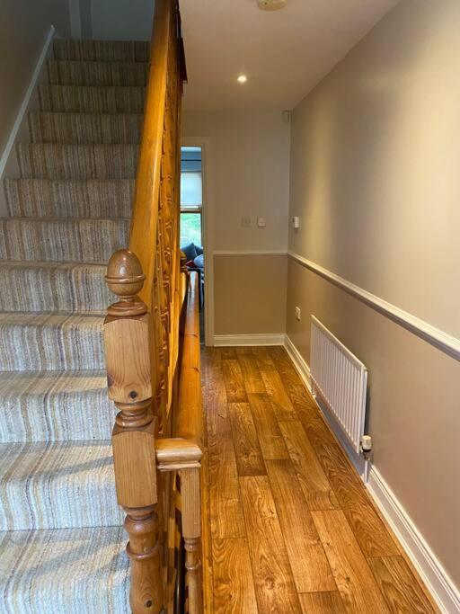 Cheerful 4-Bed Townhouse In Centre Of Newcastle Villa Нюкасъл Екстериор снимка
